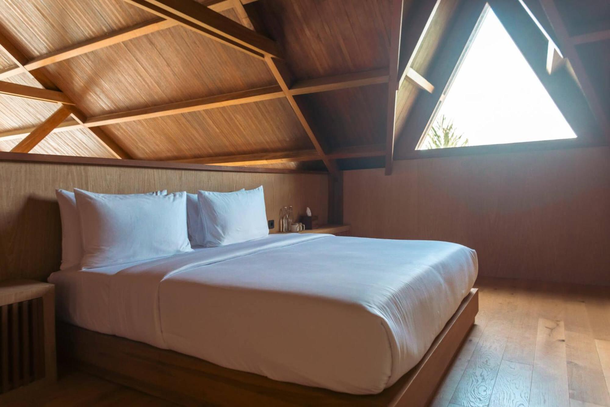 Hotel Tampah Hills à Selong Belanak Extérieur photo